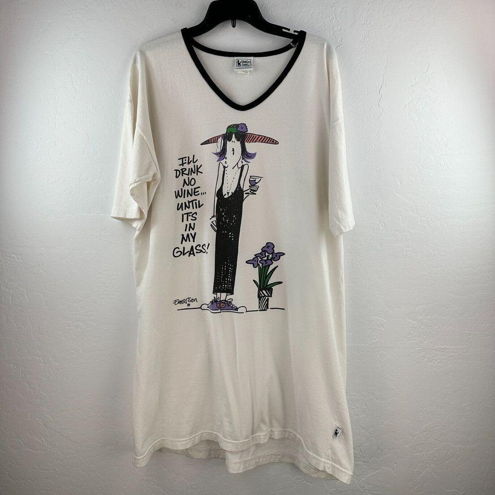 Emerson Street Sleepshirt Women One Size White Short Sleeve Pullover Graphic Vtg